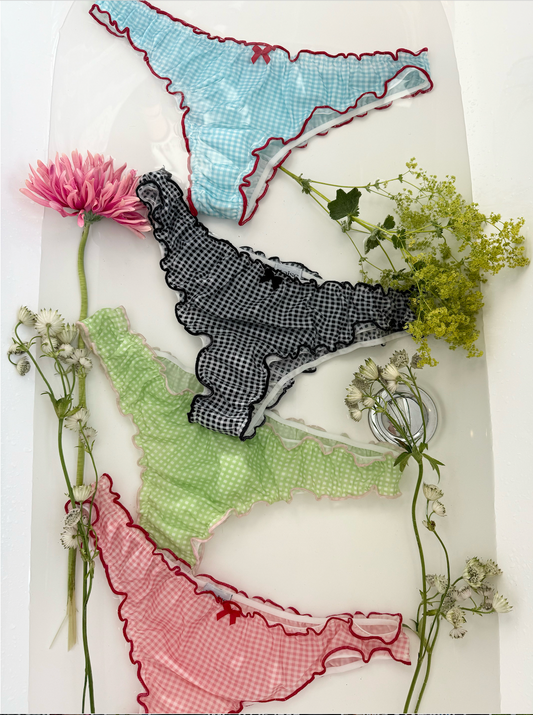 Knicker bundle