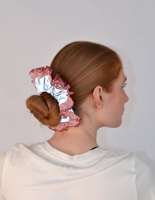 Candy Glow grey reflective scrunchie with pink trim